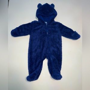 Hudson Baby fuzzy bear Onesie, size 0-3M